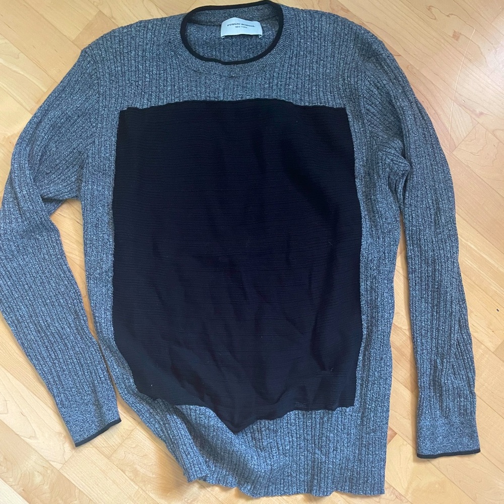 Long crewneck